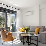 Kleoniki Residential Complex 아파트