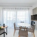 Kleoniki Residential Complex 아파트 Ofrínion