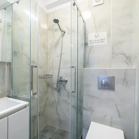 Kleoniki & Irida Residential Complexes アパート Ofrínion