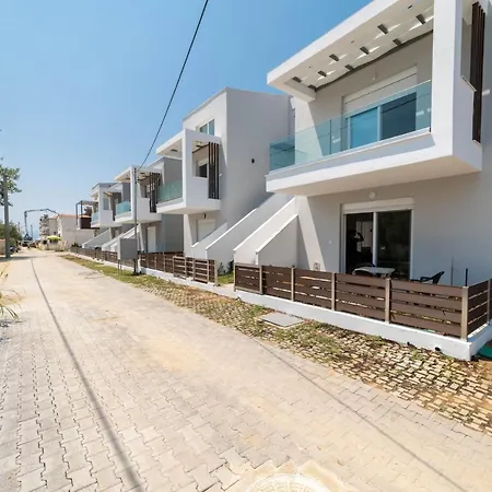 Kleoniki & Irida Residential Complexes דירה Ofrínion