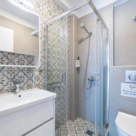 Kleoniki & Irida Residential Complexes Офринио