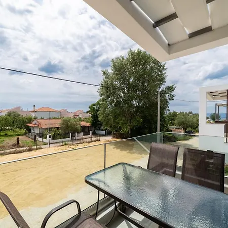 Апартаменты Kleoniki & Irida Residential Complexes