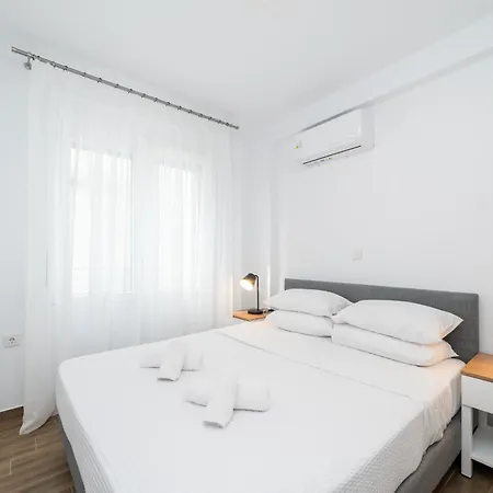 Kleoniki & Irida Residential Complexes Апартаменты