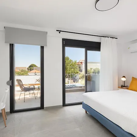 Апартаменты Kleoniki & Irida Residential Complexes