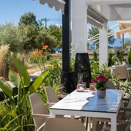 Kleoniki & Irida Residential Complexes