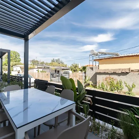 Апартаменты Kleoniki & Irida Residential Complexes Офринио