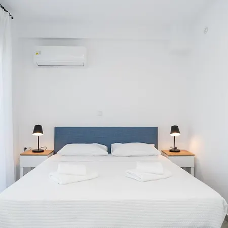 Apartment Kleoniki & Irida Residential Complexes Ofrinion