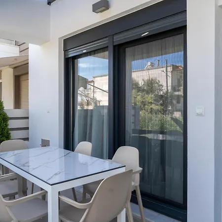 Kleoniki & Irida Residential Complexes