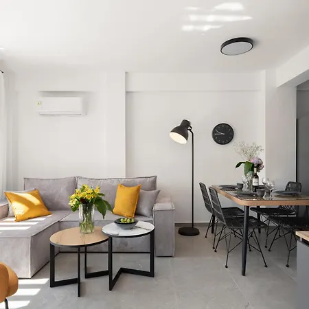 Kleoniki & Irida Residential Complexes * Ofrinion