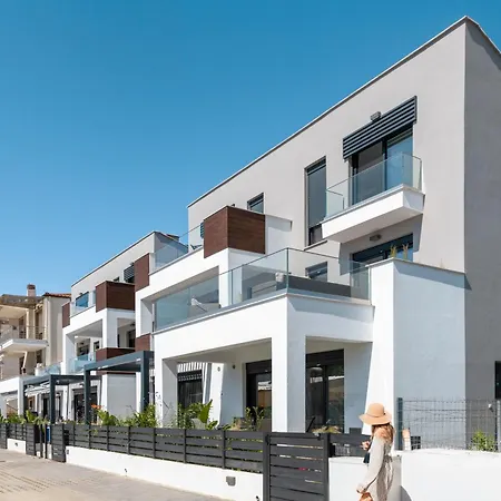 Kleoniki & Irida Residential Complexes
