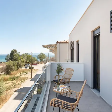 Apartment Kleoniki & Irida Residential Complexes Ofrinion