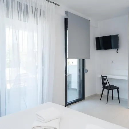 Kleoniki & Irida Residential Complexes Apartment *