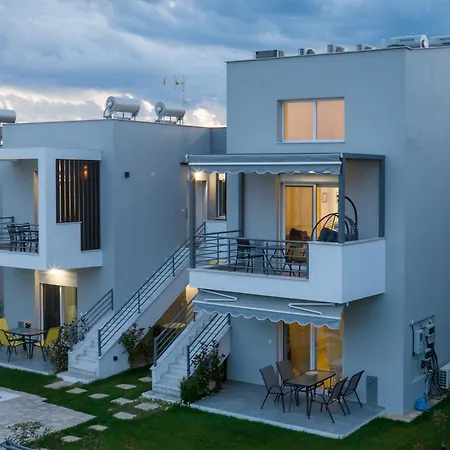 Apartment Kleoniki & Irida Residential Complexes