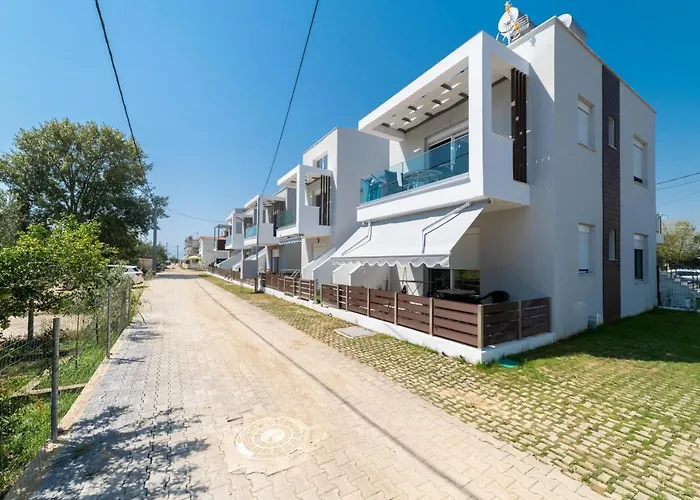 Kleoniki Residential Complex Ofrínion