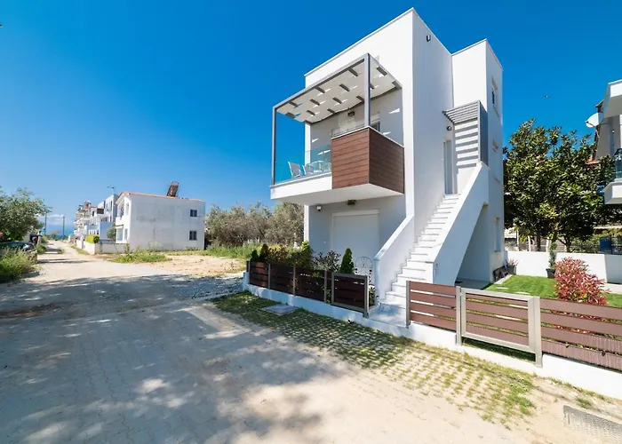Kleoniki Residential Complex * Ofrínion