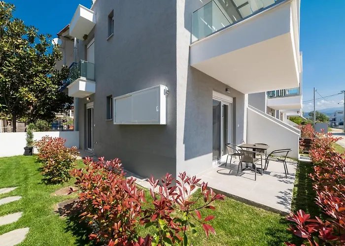 Kleoniki & Irida Residential Complexes